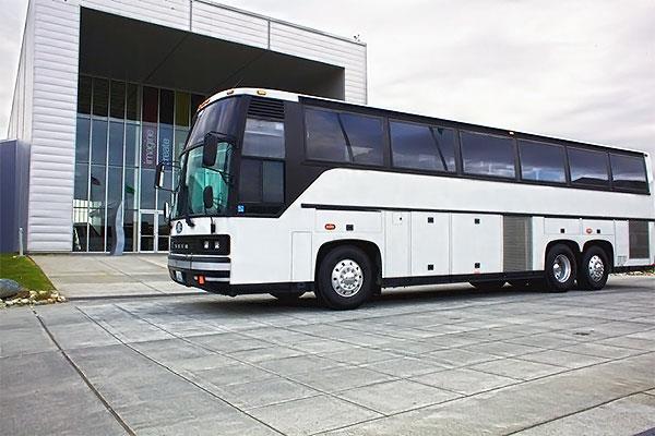 Charter Bus Cedar Rapids, IA